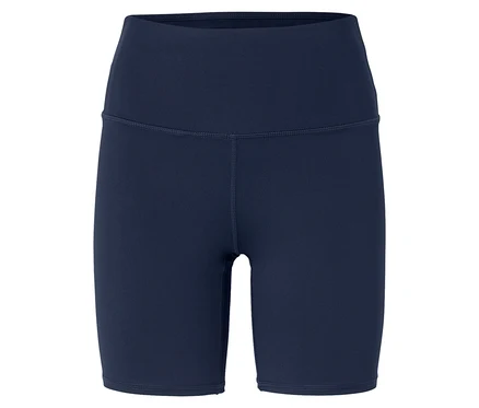 Nahaufnahme von marineblauen Radlershorts.