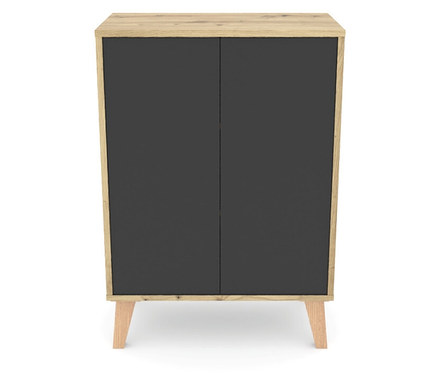 Ein Schrank mit zwei grauen Türen und einem hellbraunen Holzrahmen steht auf einem weißen Hintergrund.