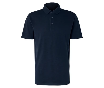 Dunkelblaues Poloshirt mit kurzen Ärmeln und drei Knöpfen vor einem weißen Hintergrund.