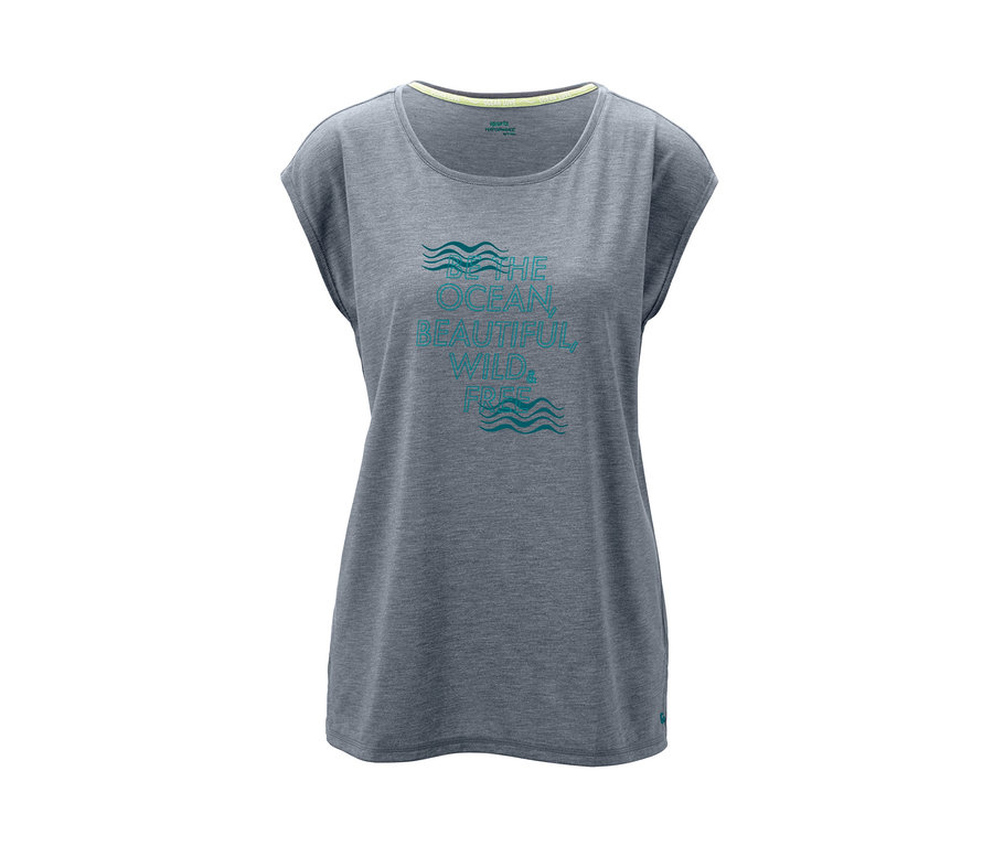 Graues Sportshirt mit »Ocean«-Schriftzug.