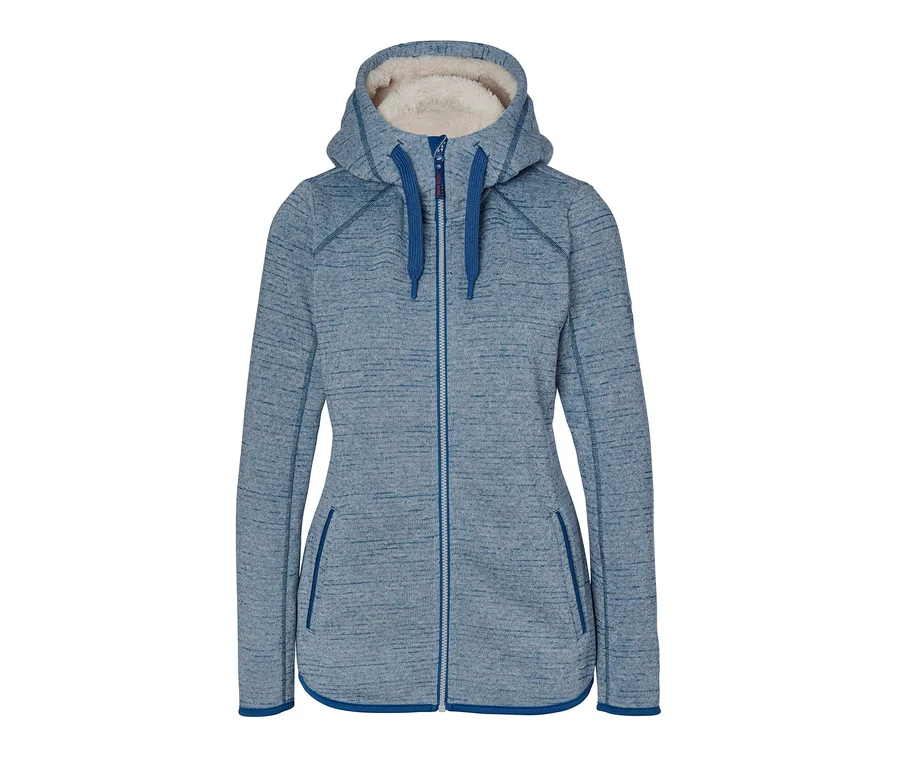 Eine blaue Kapuzen-Strickfleecejacke mit Reißverschluss und Saum.