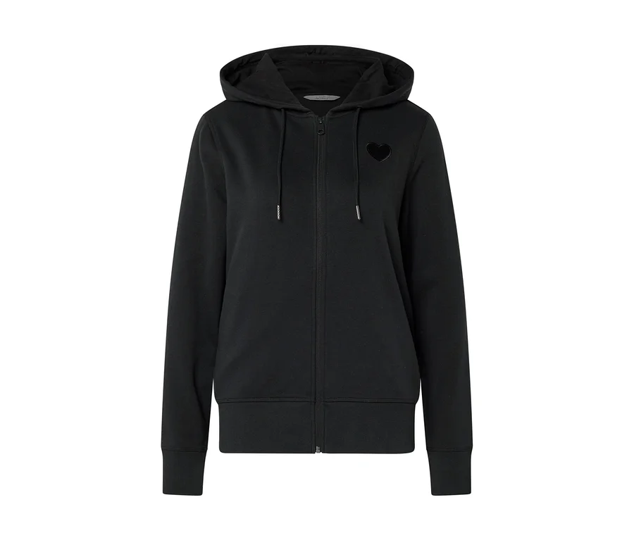 Schwarzer Kapuzenpullover mit Reißverschluss und Herz auf der Brust.