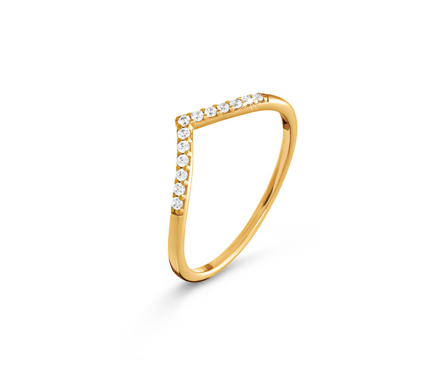 Detailaufnahme von einem goldenen V Ring Zirkonia.