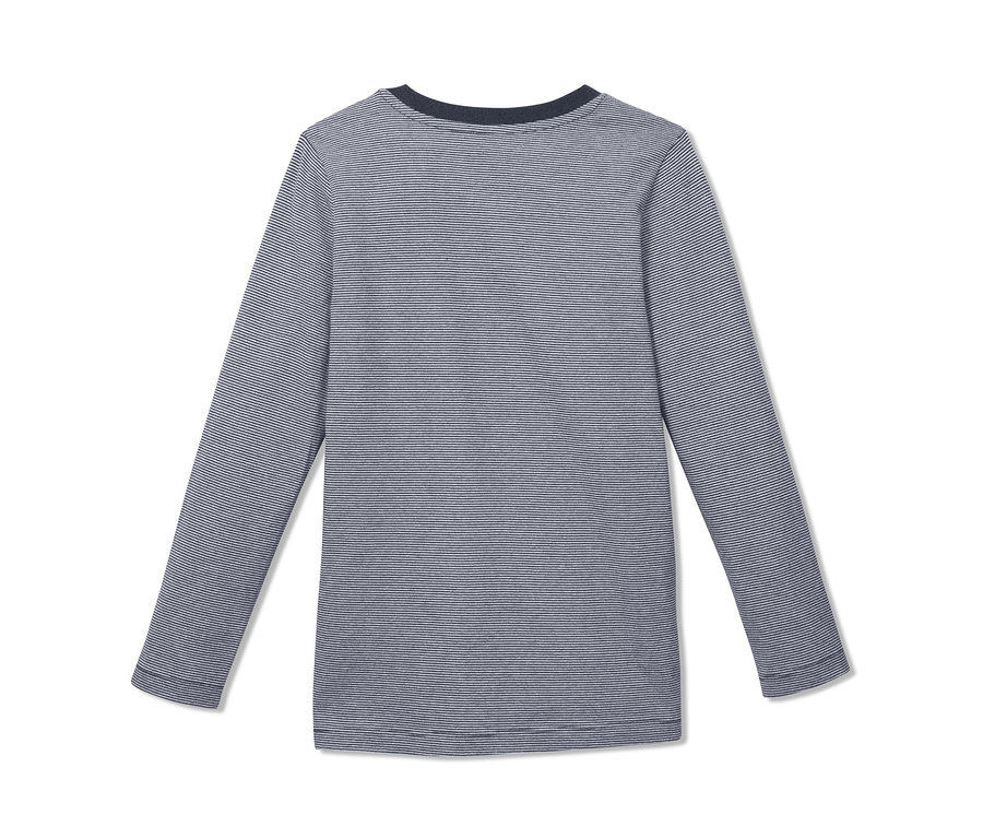 Gestreiftes Langarmshirt auf weißem Hintergrund.