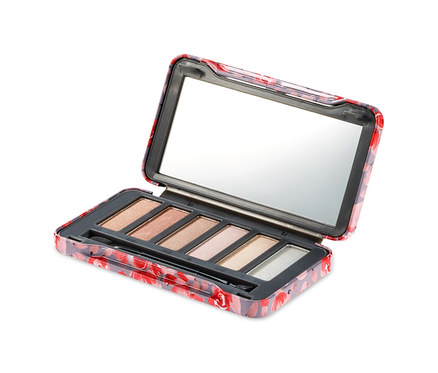 Geöffnete Lidschatten-Palette.