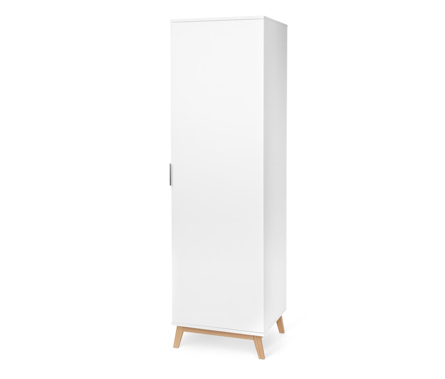 Weißer Kleiderschrank.