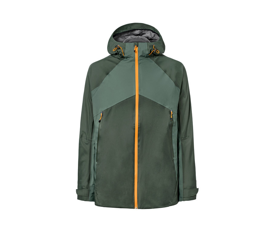 Grüne Outdoorjacke.