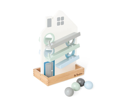 Eine Pinolino Kugelbahn »Bente« in Hausform mit bunten Kugeln.