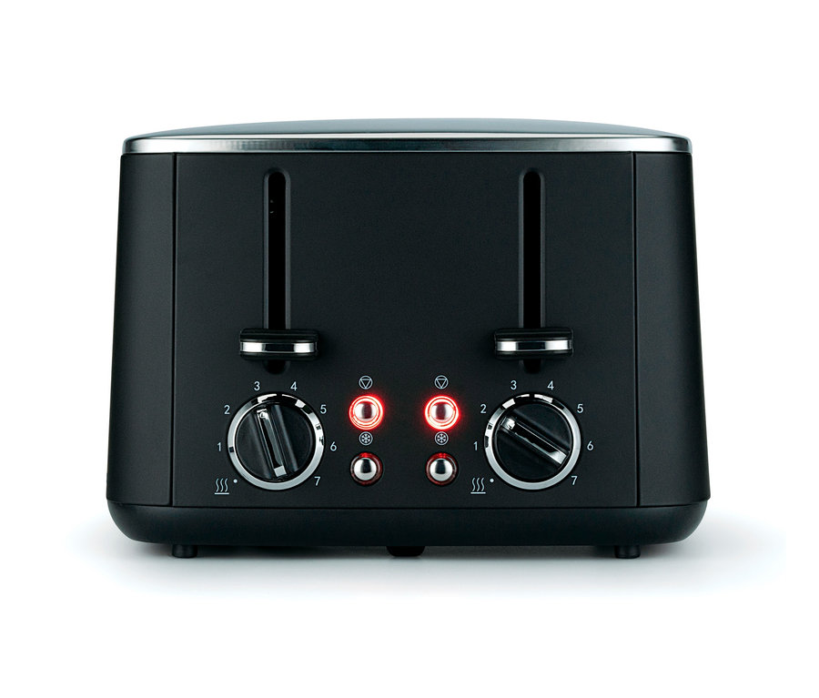 Schwarzer WILFA Toaster FAMILY mit zwei Schlitzen vor einem weißen Hintergrund.