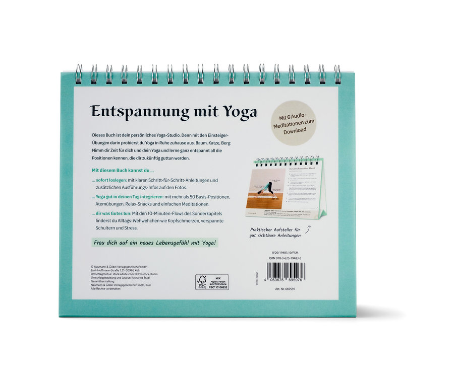 Das Buch „Yoga für Einsteiger“ liegt offen auf einem Tisch.