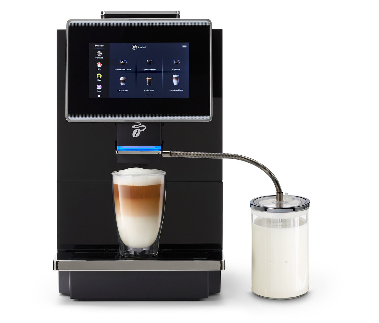 Latte Macchiato wird mit dem Profi-Kaffeevollautomaten »Vario Pro« zubereitet.