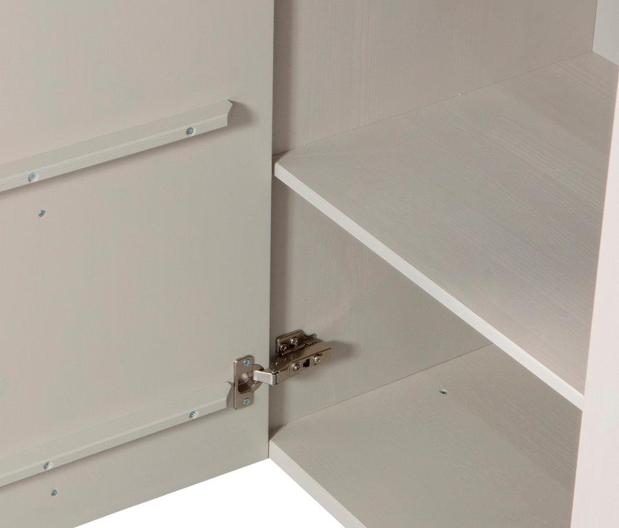 Detailansicht von der offenen Tür und den Regalen des Woood Sideboards »Basu« kiefer dust.