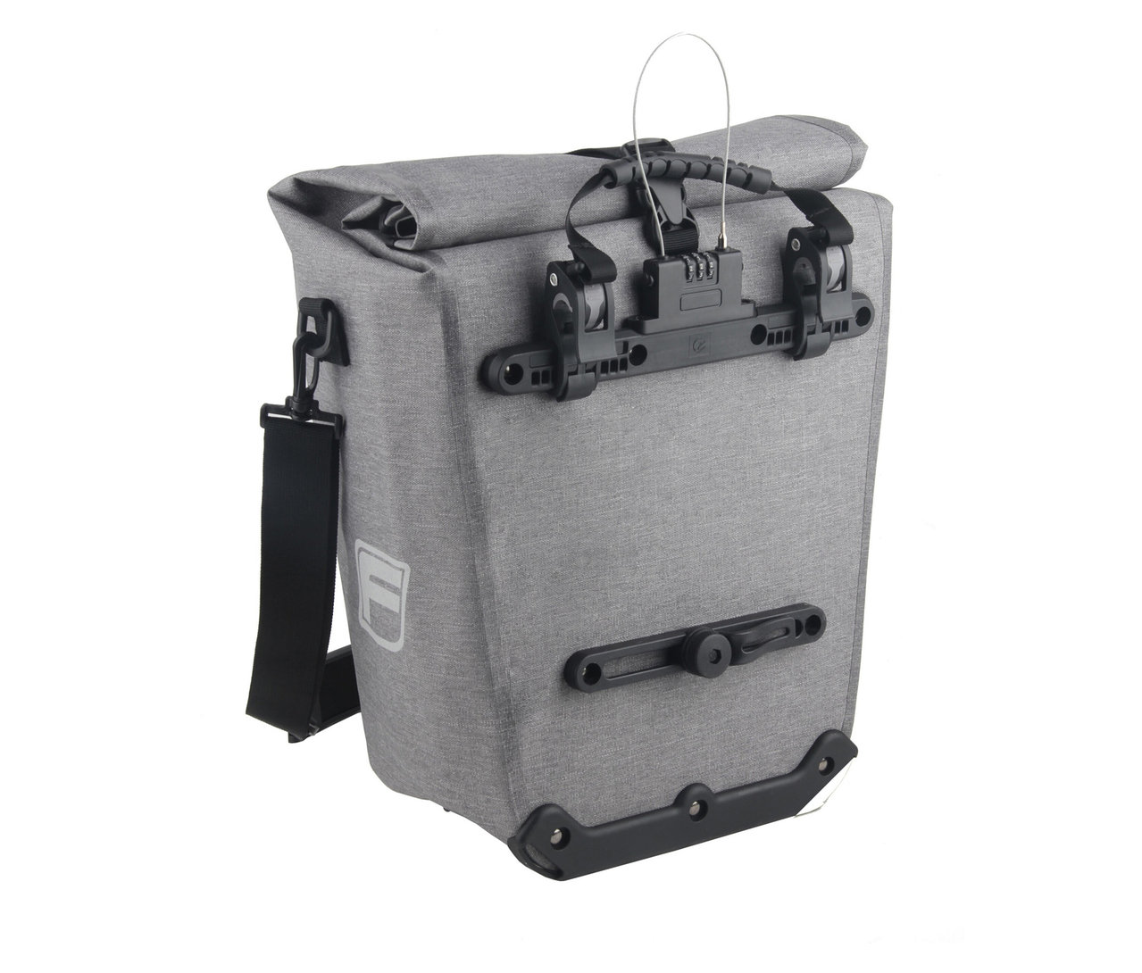 Graue FISCHER Gepäckträgertasche PLUS Cita mit schwarzem Schultergurt und Befestigungselementen.