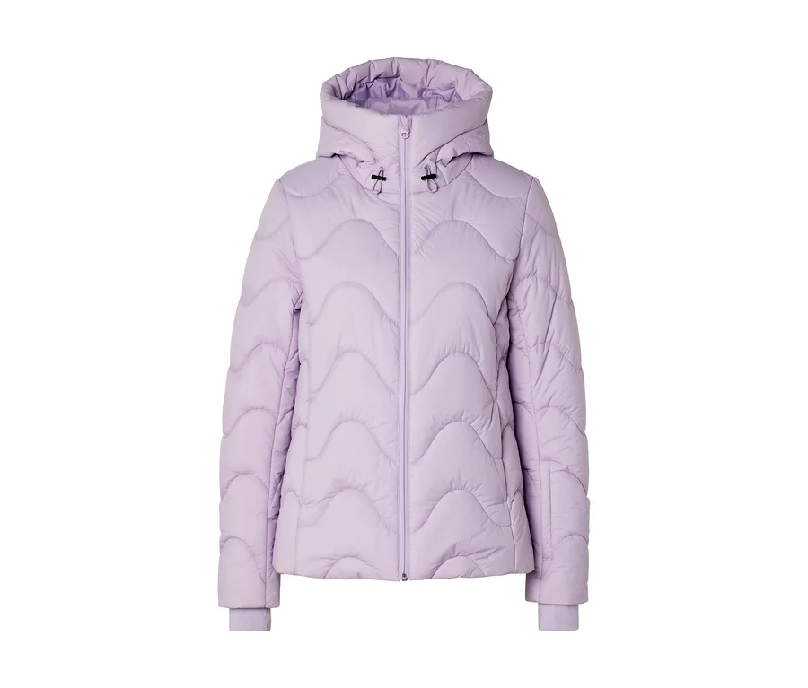 Hellviolette Steppjacke mit wellenförmigem Steppmuster, Kapuze und durchgehendem Reißverschluss.