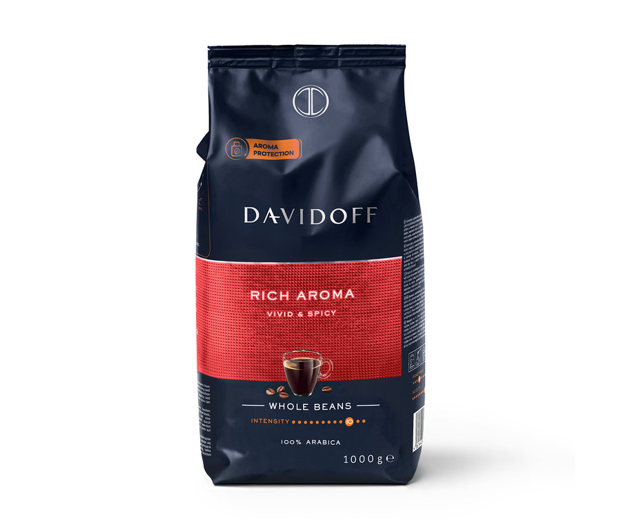 Eine Packung Davidoff Rich Aroma Kaffee.