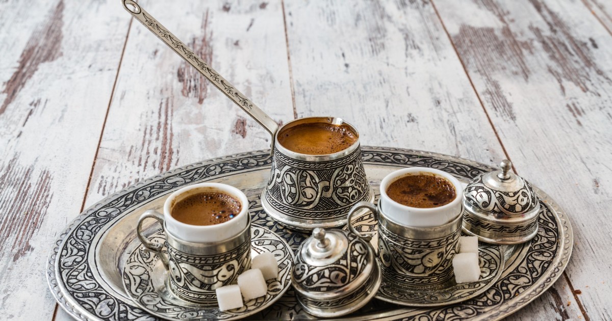 Türkischen Kaffee zubereiten ohne Kanne