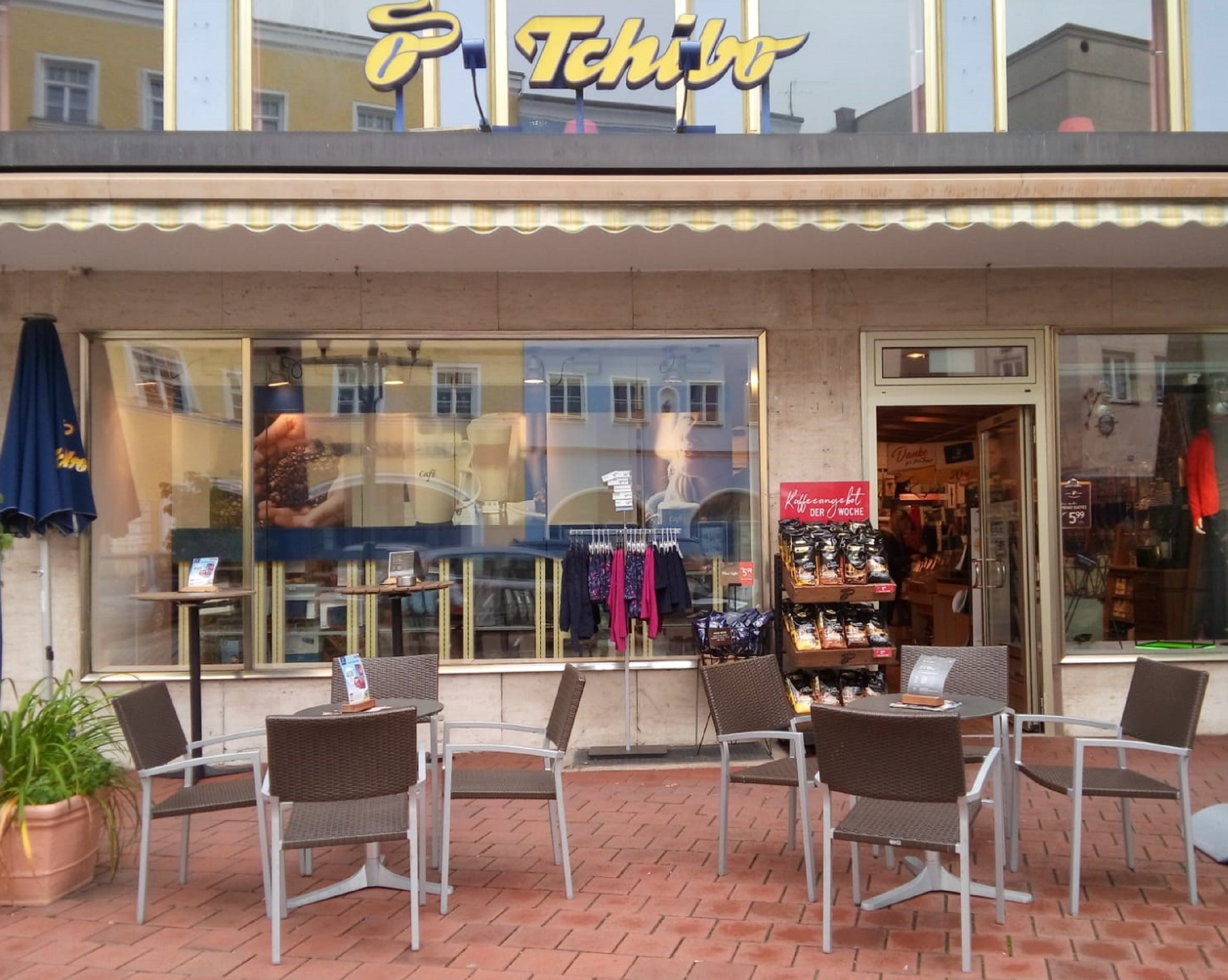 Hier finden Sie Öffnungszeiten, Telefonnummer und weitere Informationen zu Filiale Stadtplatz 7-9, 84453 Mühldorf.