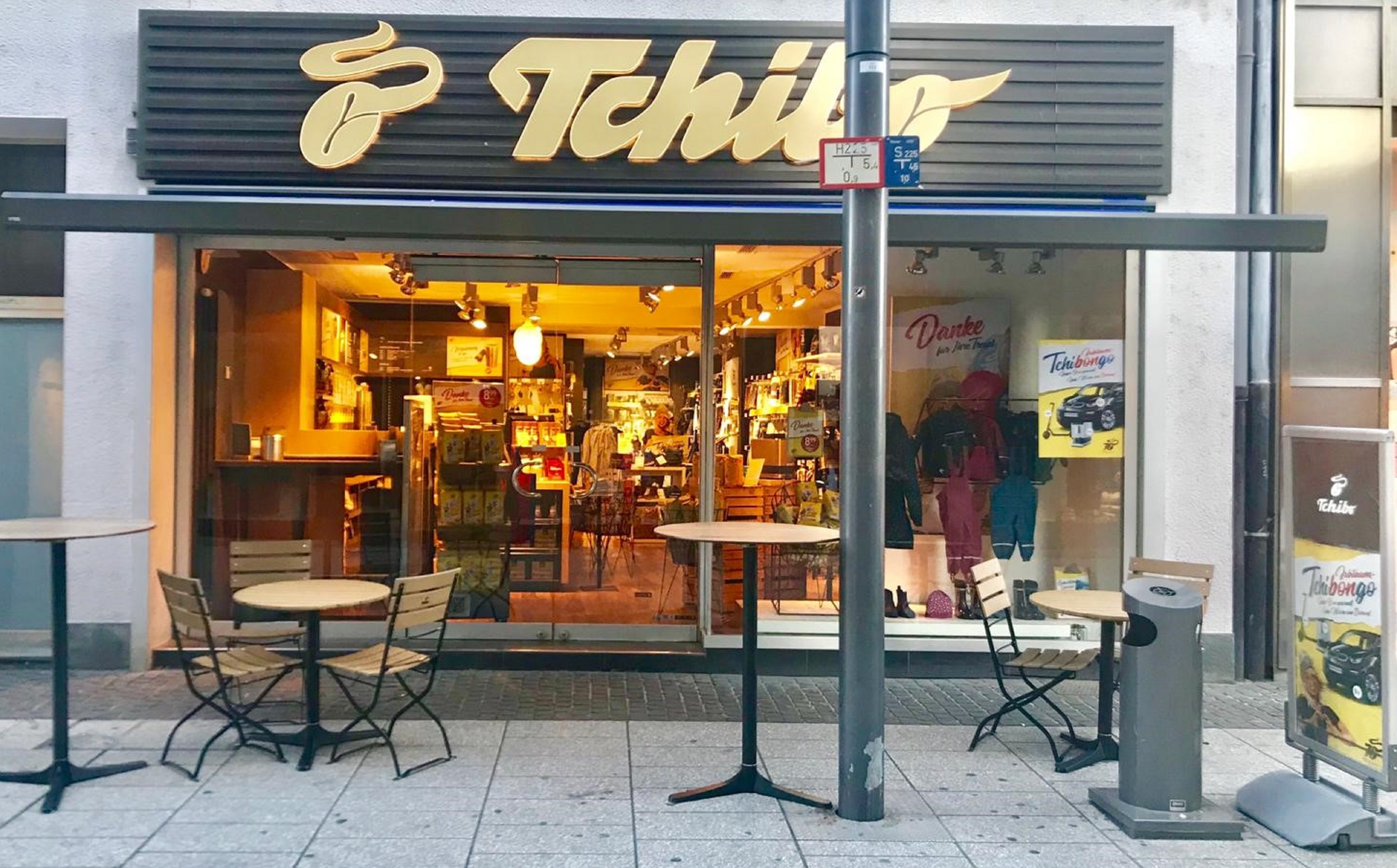 Hier finden Sie Öffnungszeiten, Telefonnummer und weitere Informationen zu Filiale Löhrstr. 42-44, 56068 Koblenz.