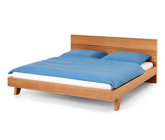 Holzbett von Tchibo - 