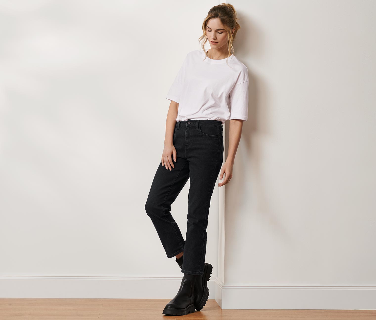 Thumbnail - Tchibo - Cropped-Denim »Fit Alma« - Damen - Gr. 38 - blau