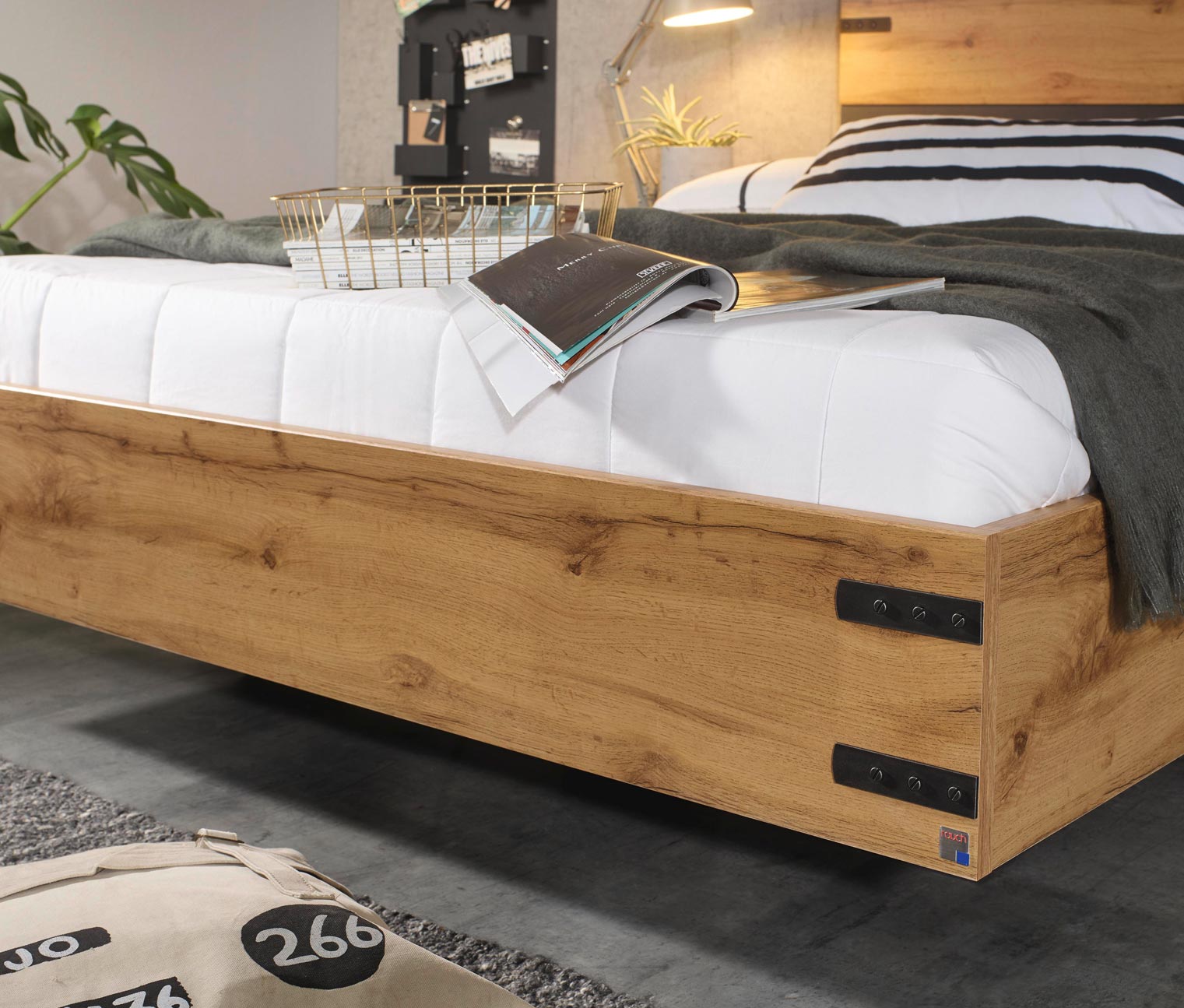 Thumbnail - rauch Bett »Butte« - 95x207x101cm - grau - Holz / Metall