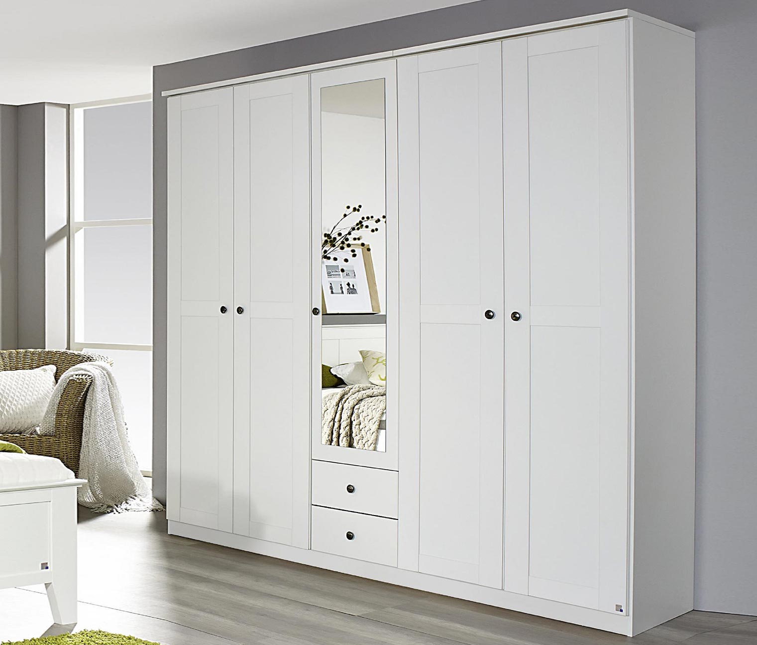 Thumbnail - rauch Kleiderschrank »Rosenheim« - 226x56x212cm - weiß - Holz / Glas / Metall