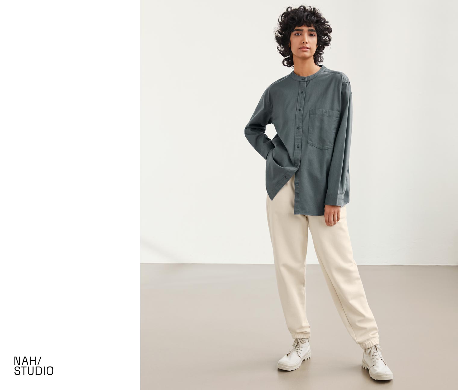 Thumbnail - Nah/Studio Hemdbluse - nachhaltige Baumwolle - Gr. 36 - blau
