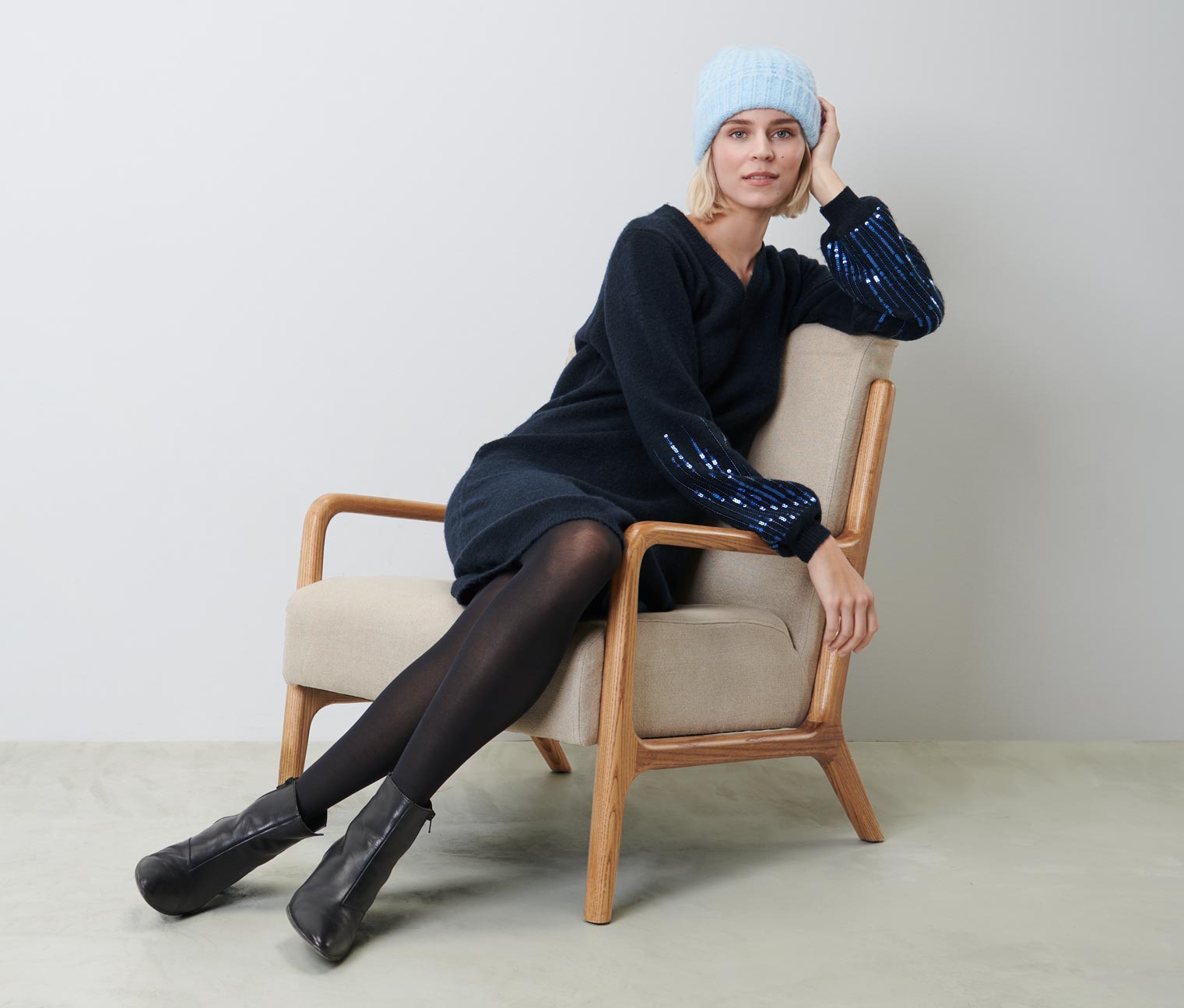 Thumbnail - Tchibo - Strickkleid mit Pailletten - Damen - Gr. S - dunkelblau