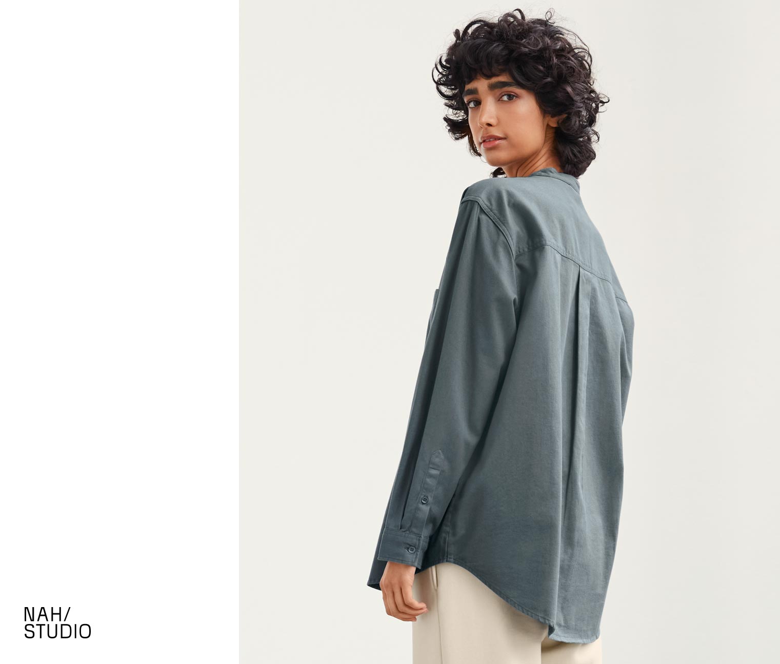 Thumbnail - Nah/Studio Hemdbluse - nachhaltige Baumwolle - Gr. 36 - blau