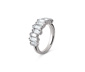 Ring, rhodiniert, mit Glaskristallen