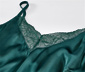 Neglige aus reiner Seide
