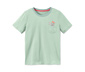 2 T-Shirts