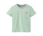 2 T-Shirts