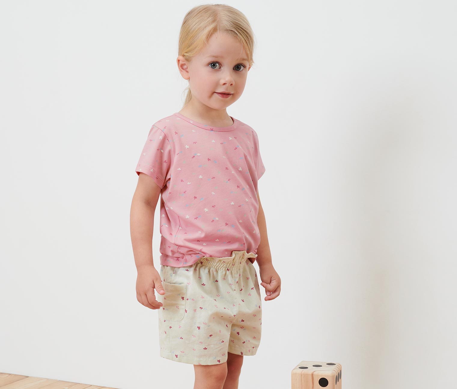 Tchibo - 2 Kinder-T-Shirts - Mädchen - Gr. 122/128 - weiß