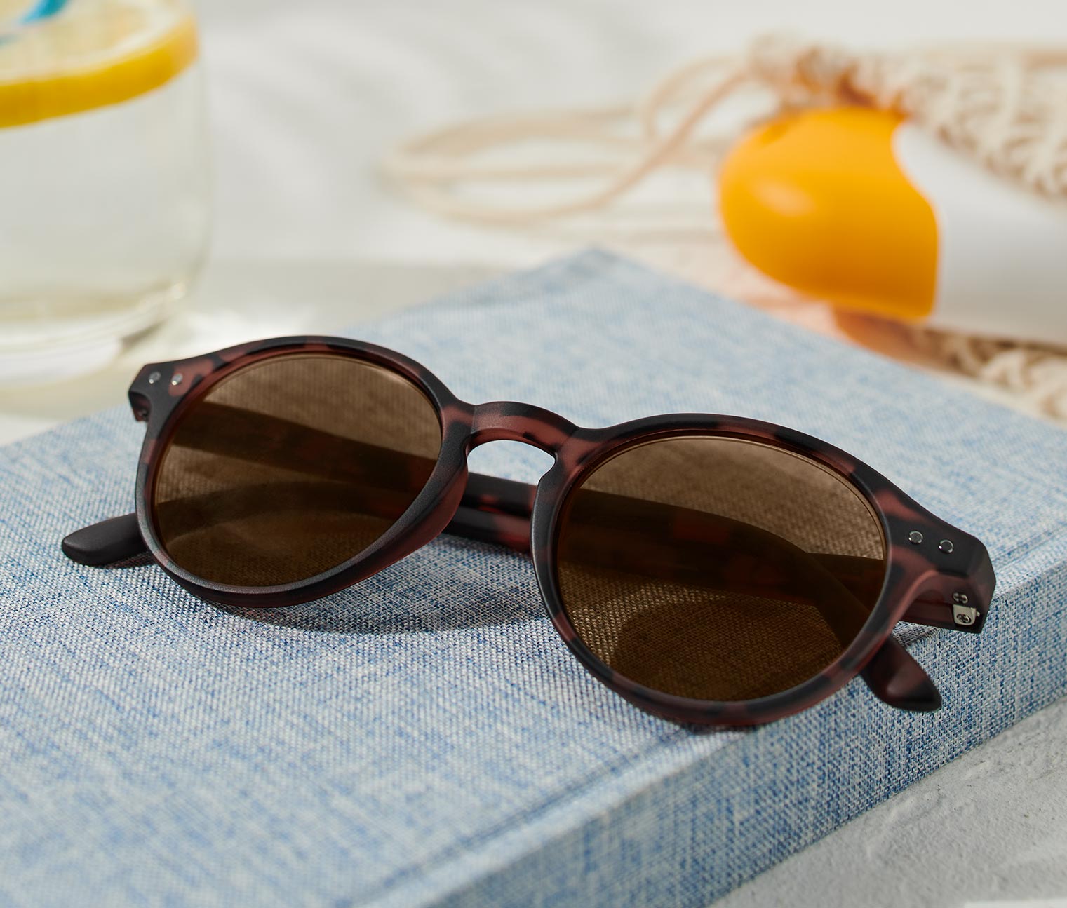 Tchibo - Lesebrille mit Tönung - Gr. +3,00 - schwarz