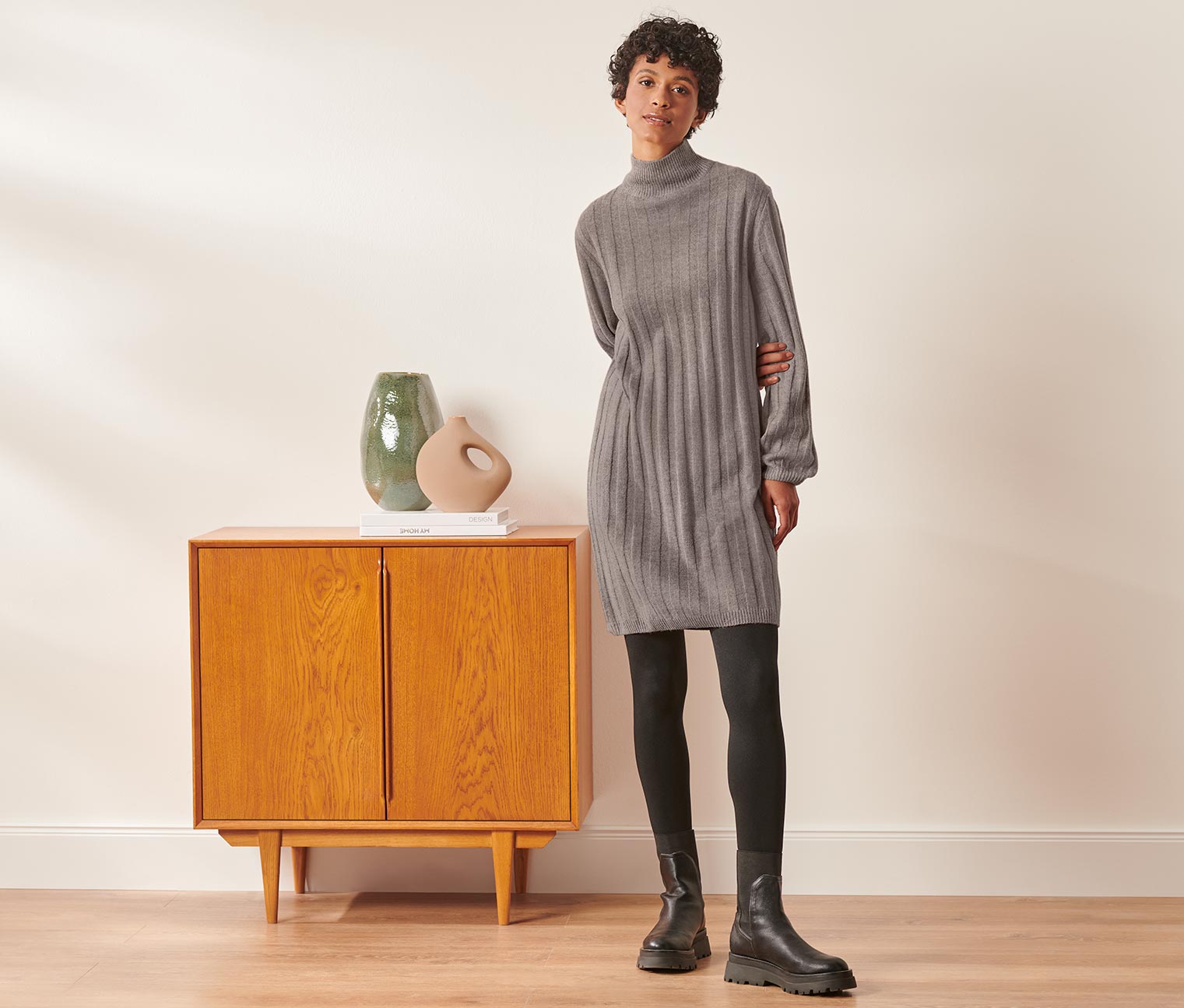 Tchibo - Geripptes Strickkleid mit Stehkragen - Damen - Gr. XL - taupe