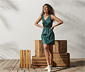 Kleid mit V-Ausschnitt