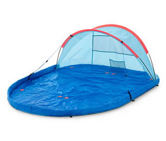 Strandmuschel mit Liegefläche