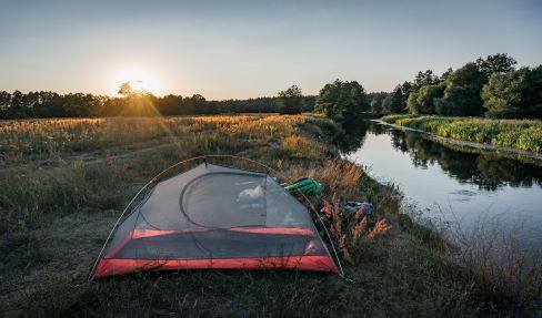 6 geniale Camping-Hacks für den nächsten Urlaub