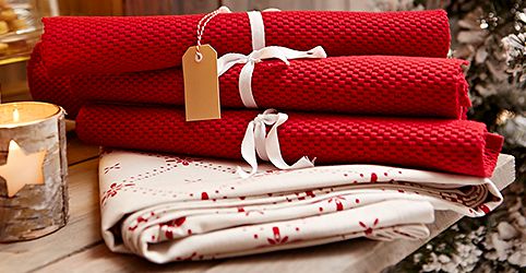 Tischdecken für Weihnachten und festliche Tischläufer