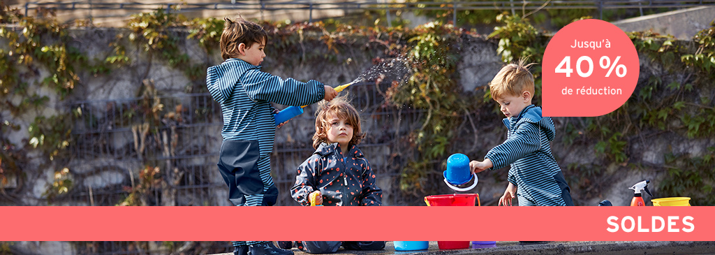 Vêtements pour enfants et bébés