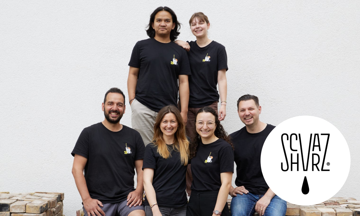 Das Team und Logo der Rösterei Schvarz