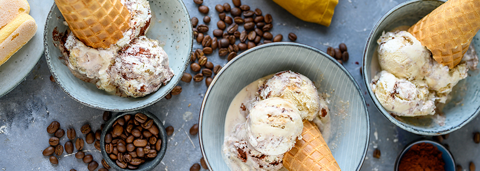 Tiramisu-Eis in Eiswaffeln