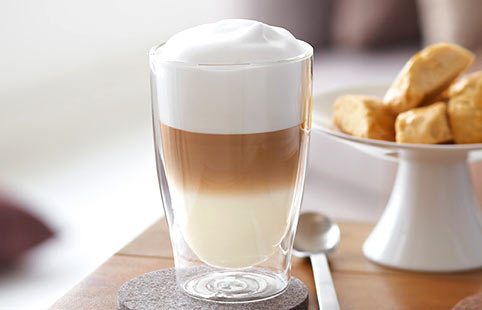 Latte Macchiato z białą czekoladą