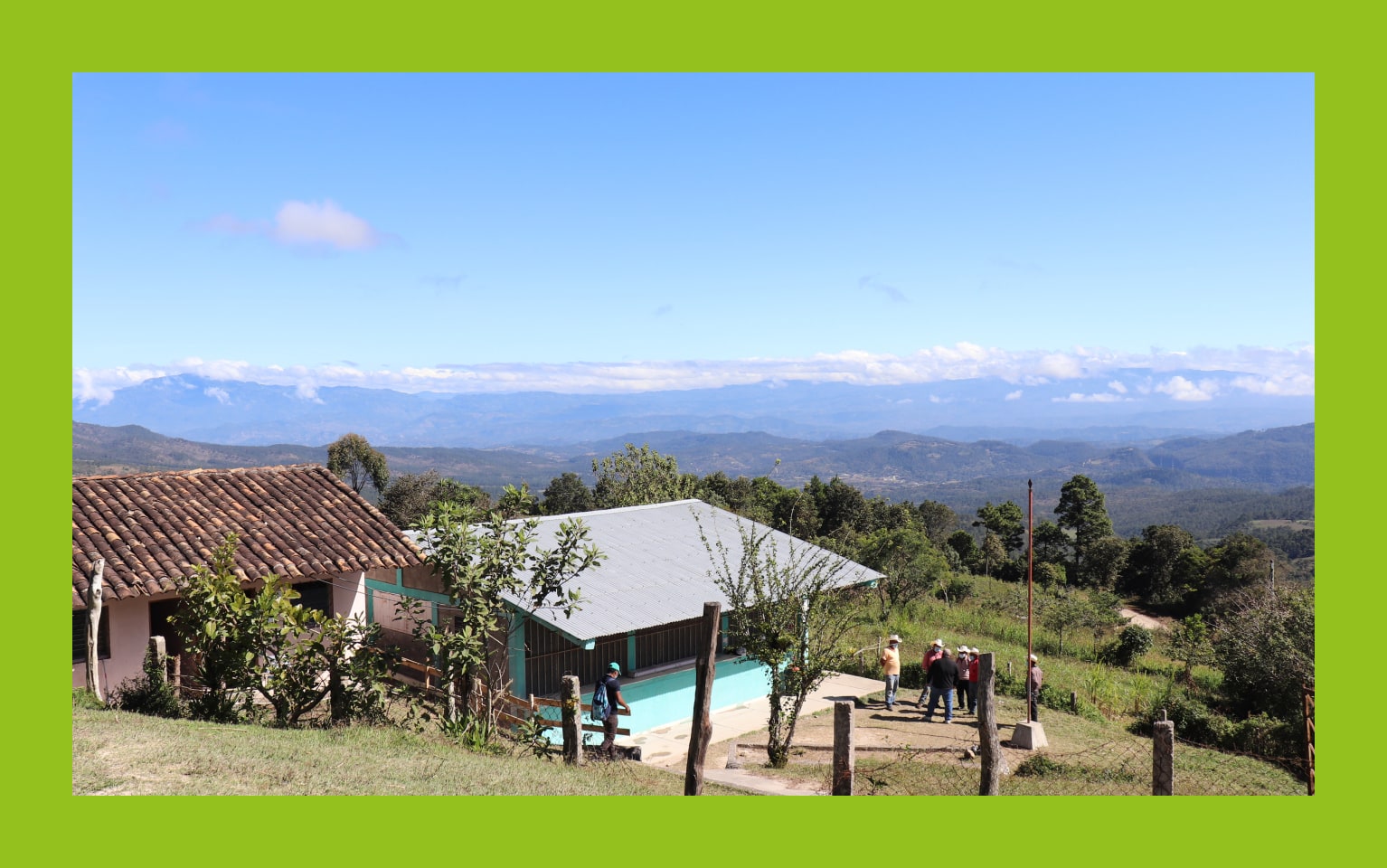 Eine Aussicht über eine Landschaft mit einem Haus in Honduras