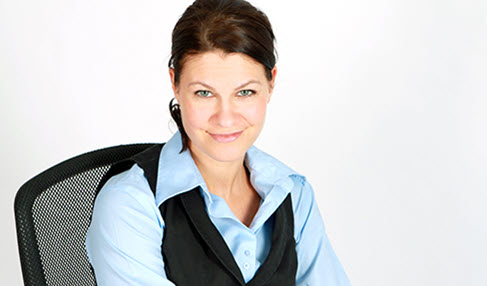 Hosenanzug und Business-Weste, eine gelungene Alternative zum Kostüm.