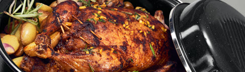 Weihnachtsbraten in einem Bräter