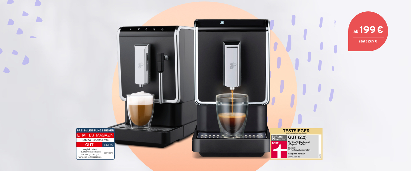 Der Kaffeevollautomat Esperto Caffè in der Farbe Anthrazit auf einer Küchentheke