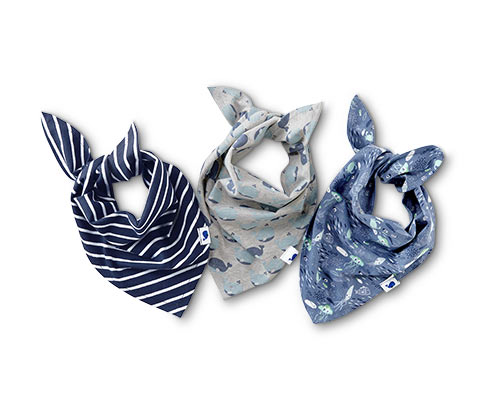 3 tissus triangulaires bleus