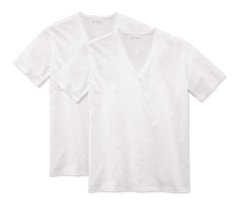 2 T-Shirts